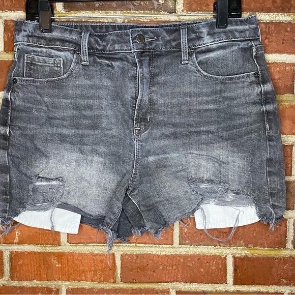 Old Navy Brenda High-Rise Distressed Shorts Size 10 - Picture 1 of 7